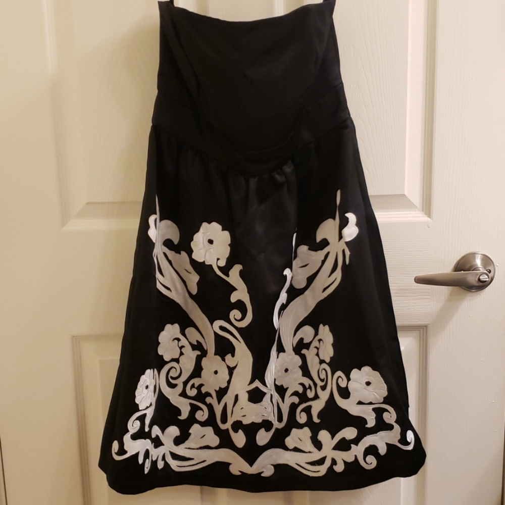 WHBM strapless satin dress with white applique - 6
